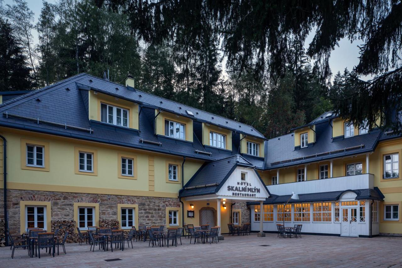 Skalni Mlyn Hotel Adršpach